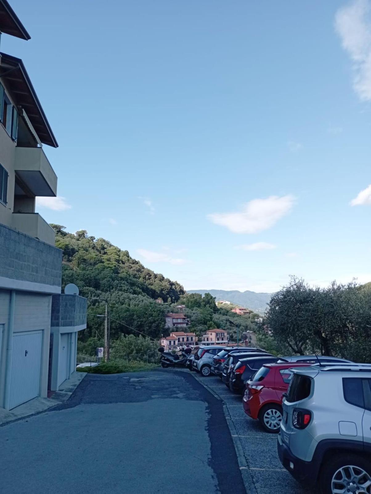 Dagli Ulivi Al Mare Apartment Леричи Екстериор снимка
